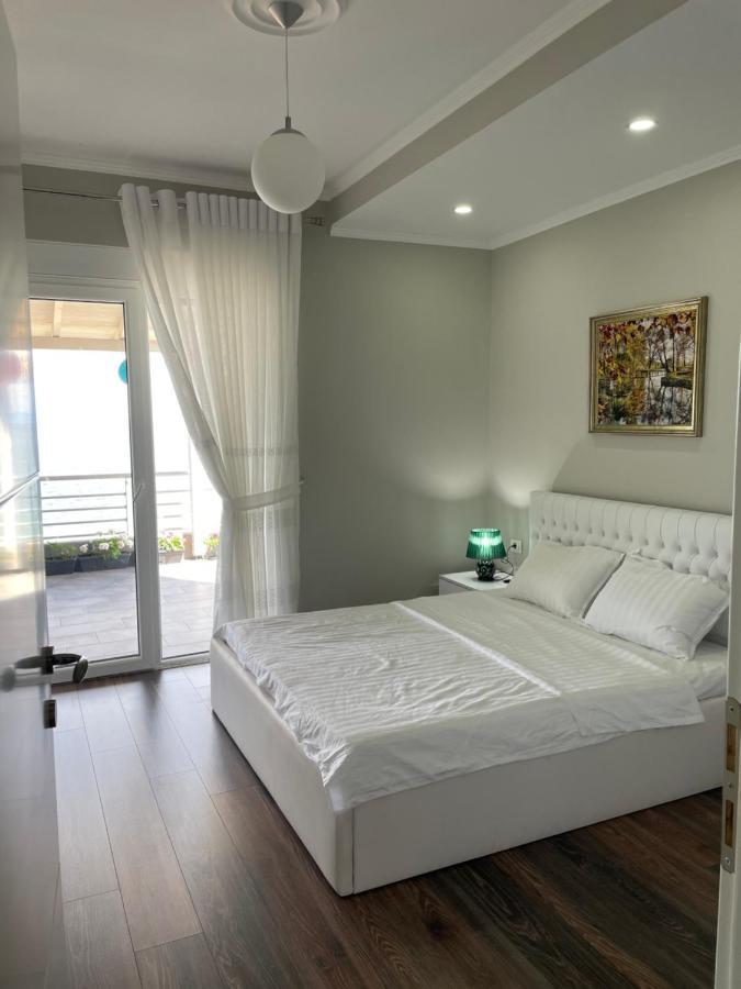 Kelvi'S Apartment Поградец Екстериор снимка